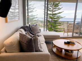 HoneyB - 2 bed Apt on the beach